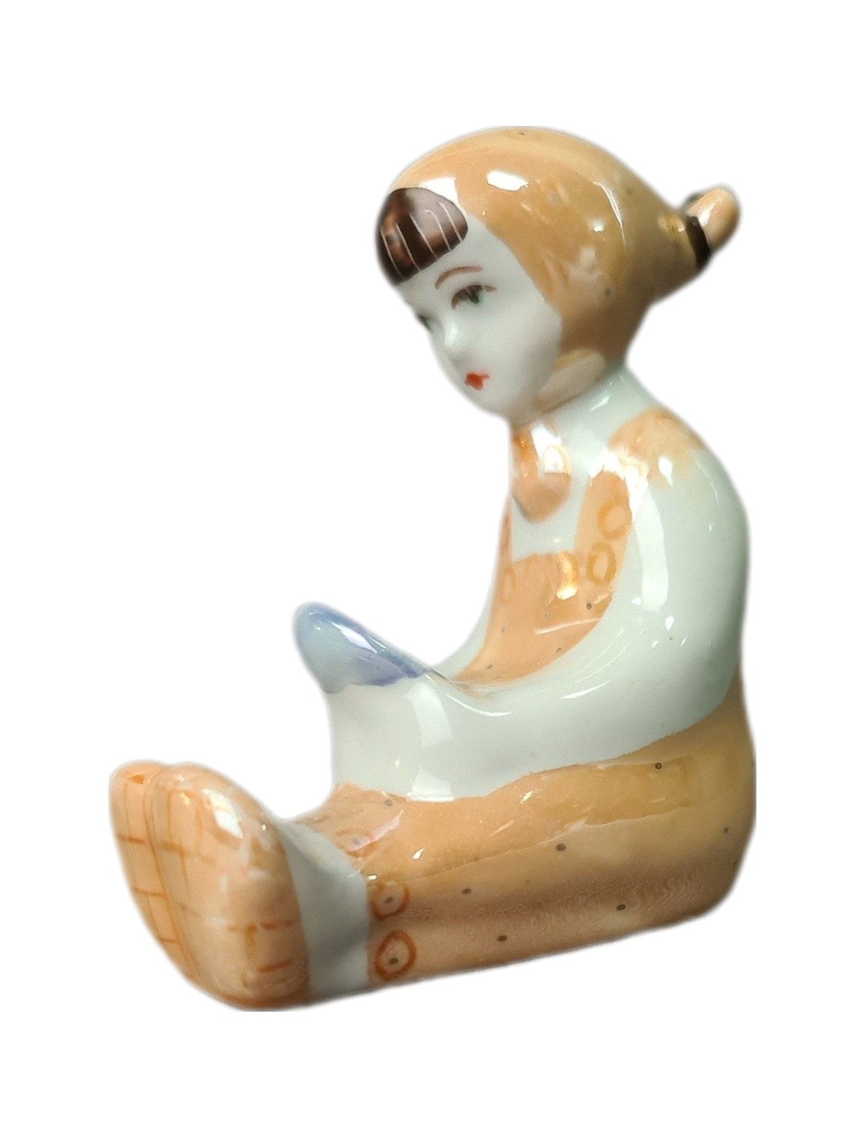 Figurine “Tayutka's Mirror” – porcelain, Sysert, 1962–1977