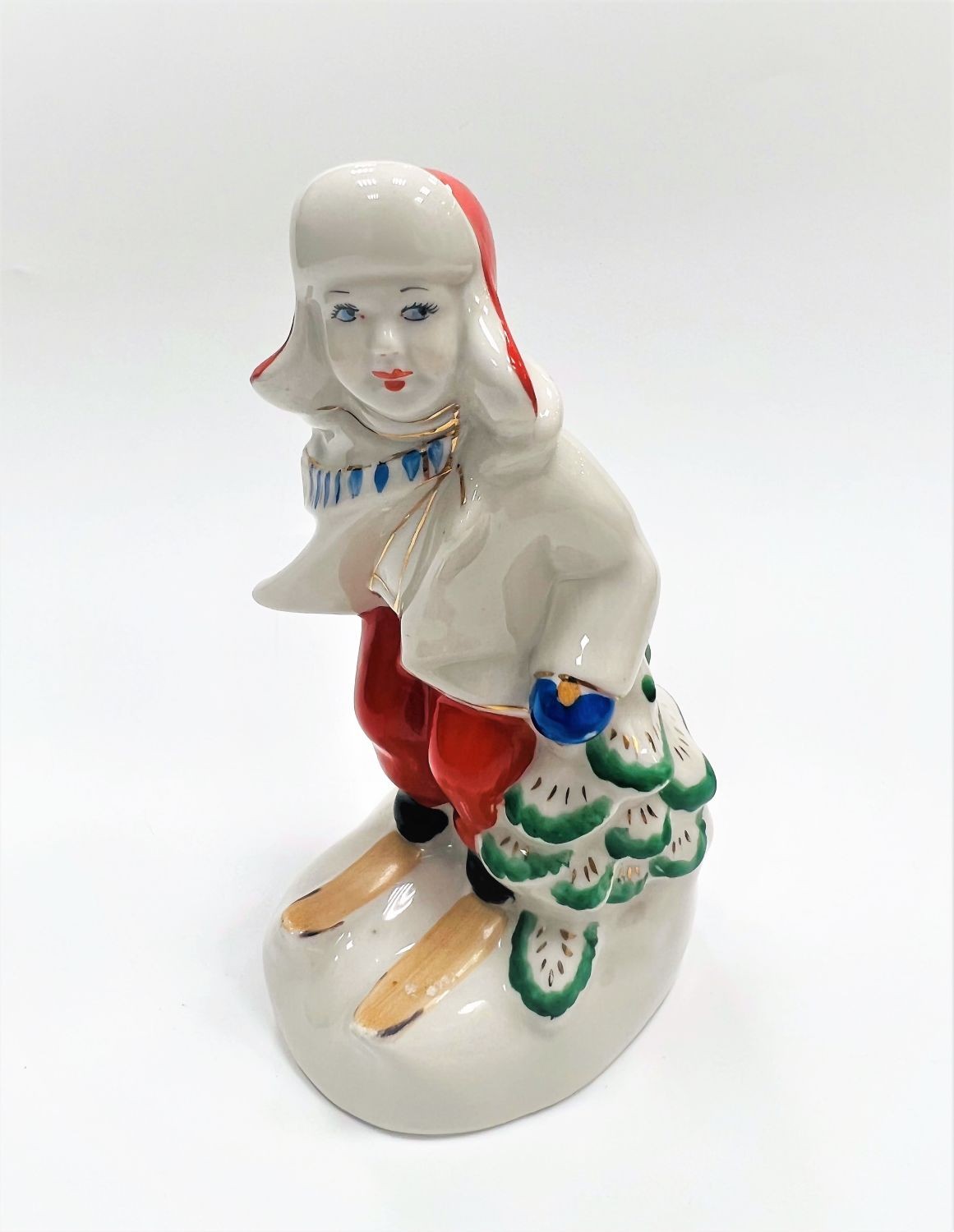 Лыжник. ЗХК Полонное, 1960-е гг. Высший сорт. Высота 15,5 см. - Без автора