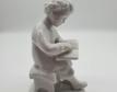 Фигурка "Читающий мальчик Володя Ульянов" , фарфор, 15 см., ЛФЗ, СССР. - фото 4