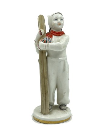 Figurine “Female Skier” – Vladimir Fyodorovich Bogatyrev