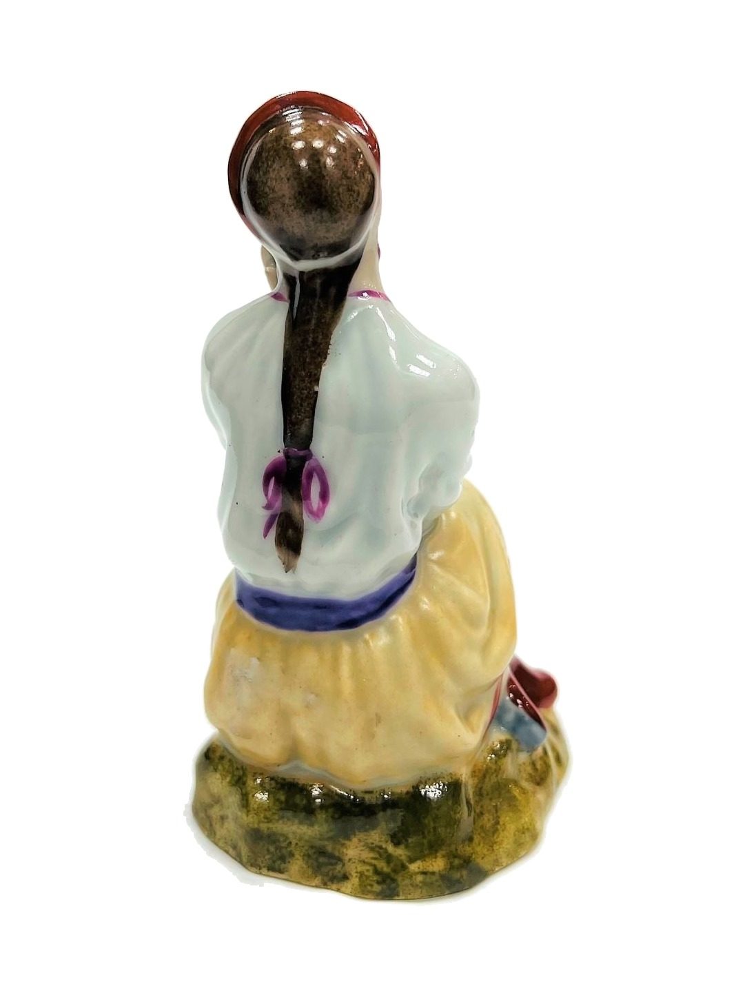 Cossack Woman. Porcelain, Kyiv, Soviet period. Sc. N. Malevanny. Height 12.5 cm – photo 4 of 5