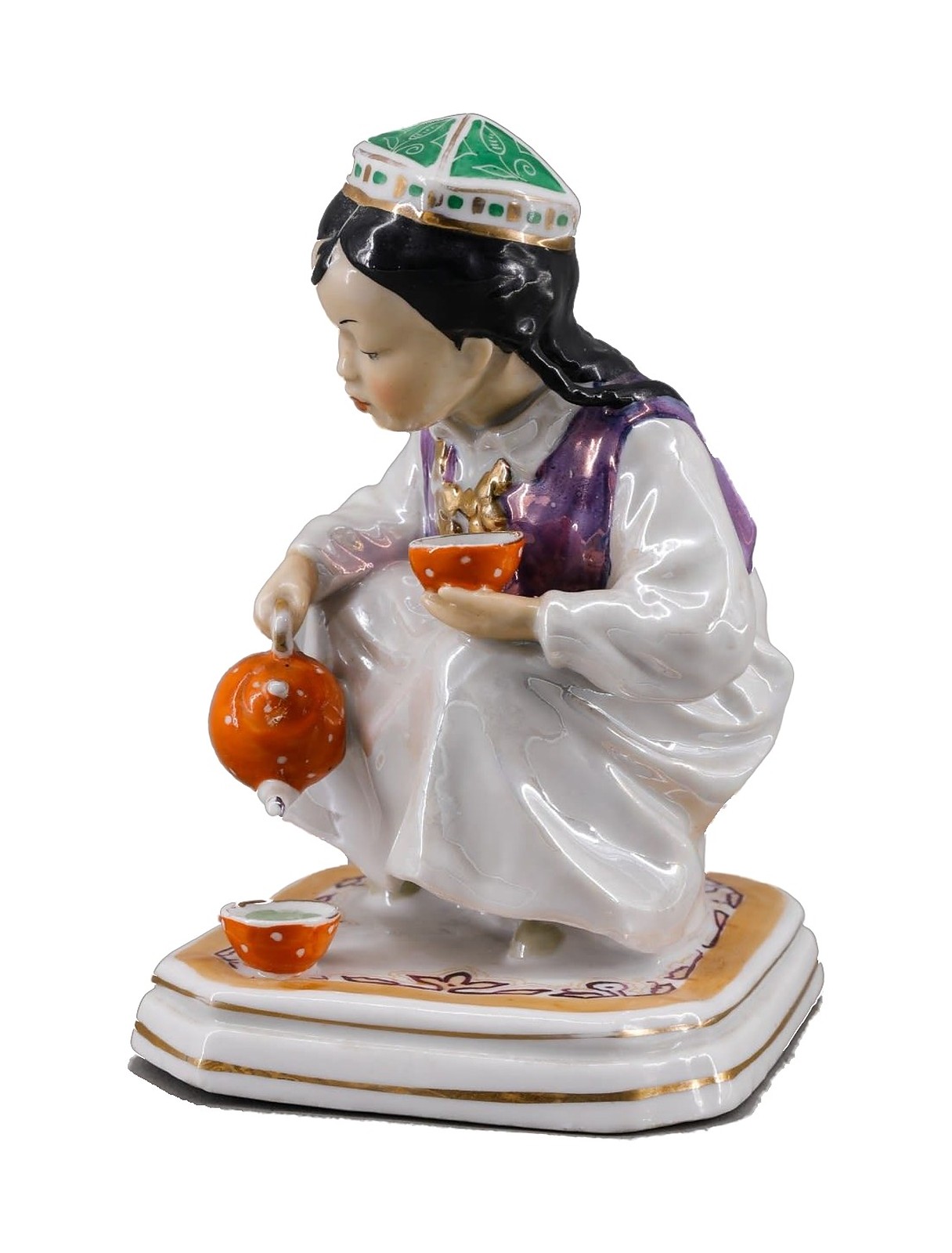 Sculpture “Little Hostess” – photo 2 of 5
